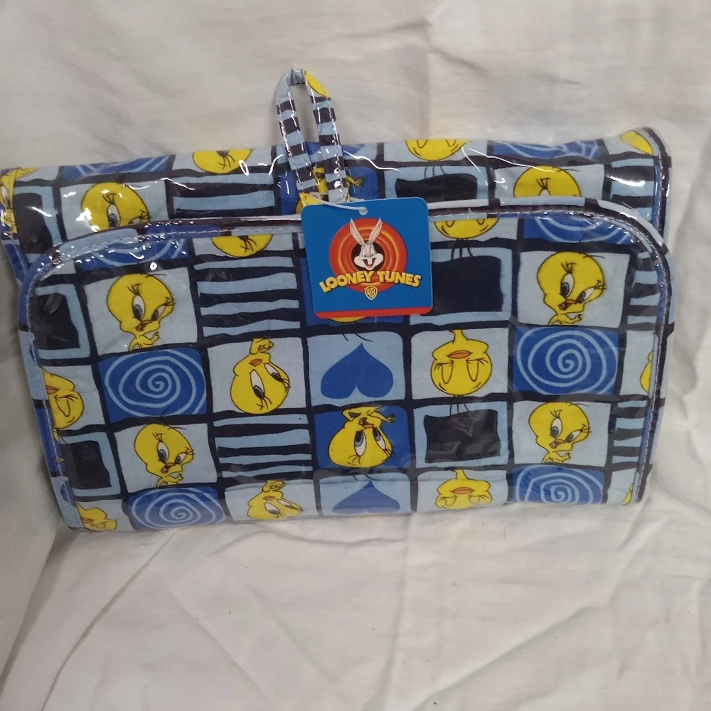 Looney Tunes Woman's Makeup Tweety Vinyl Bags NWT
